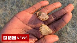 Hundreds of South Africans dig for diamonds  BBC News [upl. by Darra]