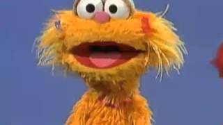 Sesame Street  Elmo and Zoe demonstrate quotabovequot and quotbelowquot [upl. by Nyliahs]